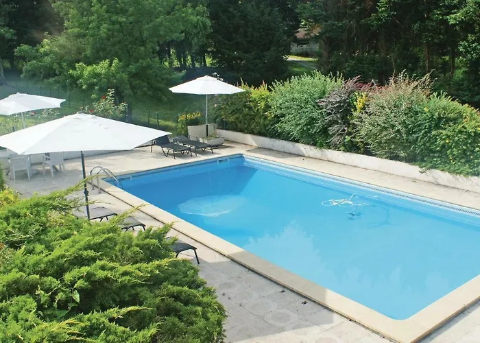 Awesome In * Ustaritz